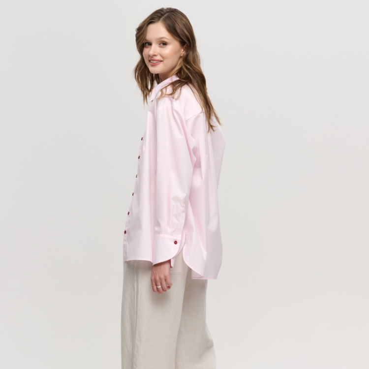 Wyrazista koszula PINK DESIRE z naturalnej tkaniny i oversize’owym fasonem – KOSHU:LE