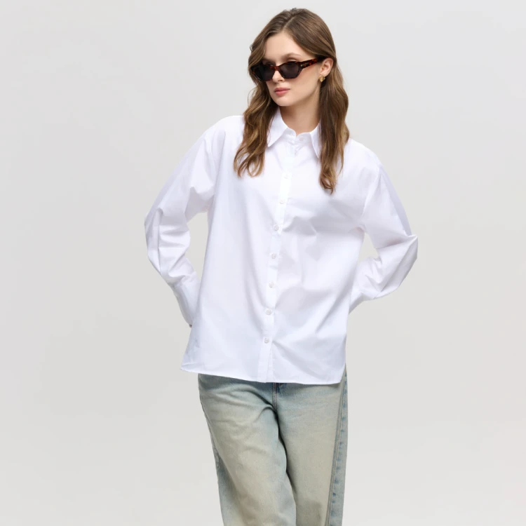 Minimalistyczna biała koszula oversize WHITE DESIRE z certyfikowanej tkaniny – KOSHU:LE