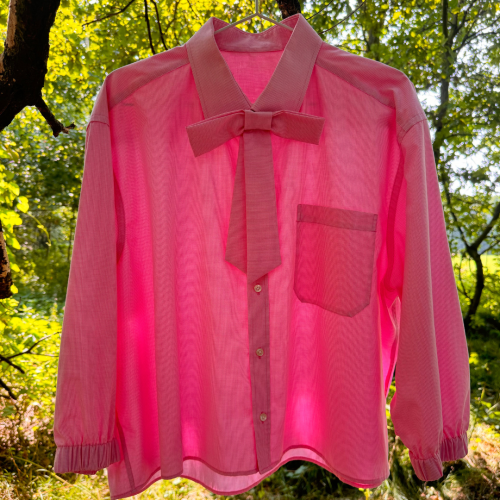 Damska koszula oversize ECOCHIC Pink uszyta z odzyskanej tkaniny – unikat od KOSHU:LE